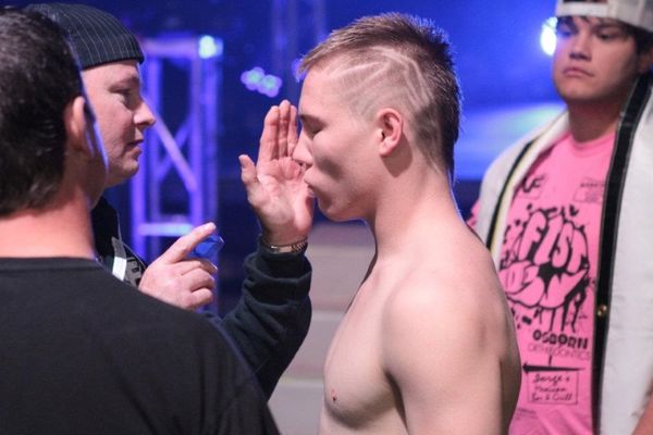 UFC Fight Night 65: Μεταγραφή για Cody Pfister
