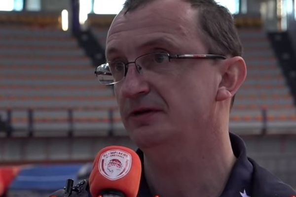 Σαμπρέ: «Σημαντικό τεστ για τον Ολυμπιακό» (video)