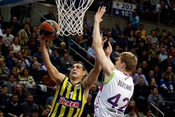 Ευρωλίγκα: Φενέρμπαχτσε/Ούλκερ - Λαμποράλ Κούτσα 91-90 (video)