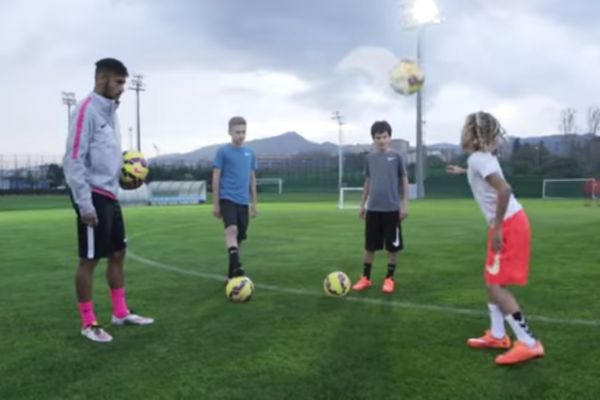 Οι συμβουλές του Νεϊμάρ στους μικρούς (video)