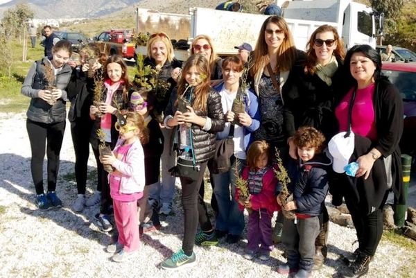Δενδροφύτευση με την συμμετοχή Ολυμπιονικών (photos)