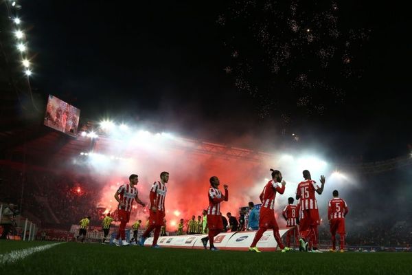 Ολυμπιακός – ΑΕΚ: Αποδοκιμασίες στο Φάληρο