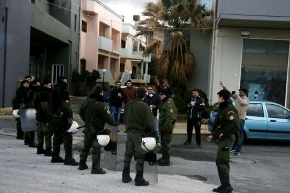 ΟΦΗ-Παναθηναϊκός: Συλλήψεις για ρίψεις αντικειμένων 