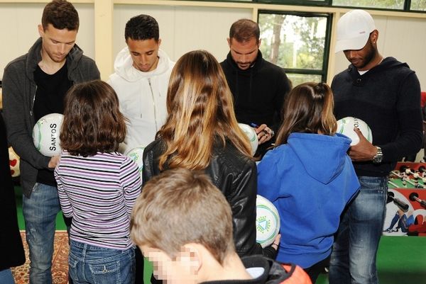 ΟΠΑΠ AE: Μοίρασε δώρα στα «Παιδικά χωριά SOS» και το «Χαμόγελο του παιδιού» (photos)