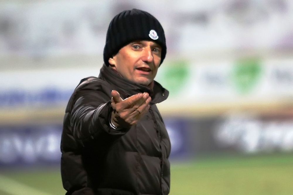 Ξάνθη: Κολλημένος με το... Χ ο Λουτσέσκου