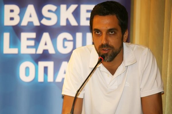 Χατζής: «Ακόμα δεν είναι ντέρμπι»