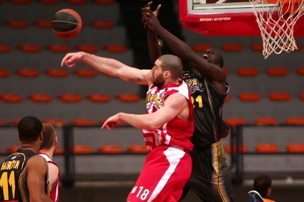 Ολυμπιακός: Έτσι κέρδισε την ΑΕΚ (video)