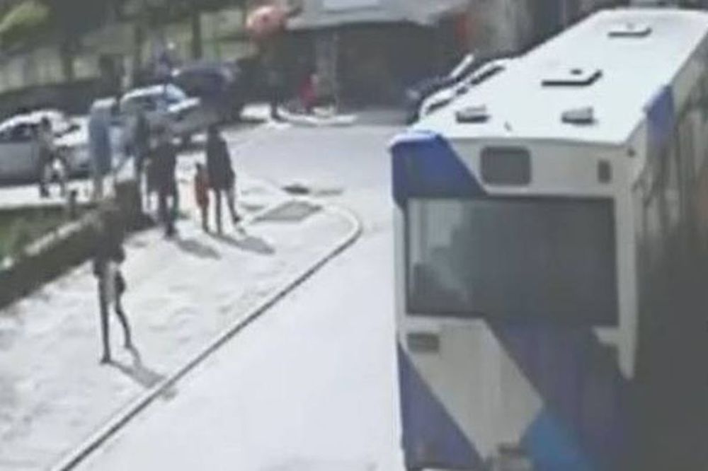 Βέροια - ΠΑΟΚ: Η επίθεση στον περιπτερά! (video)