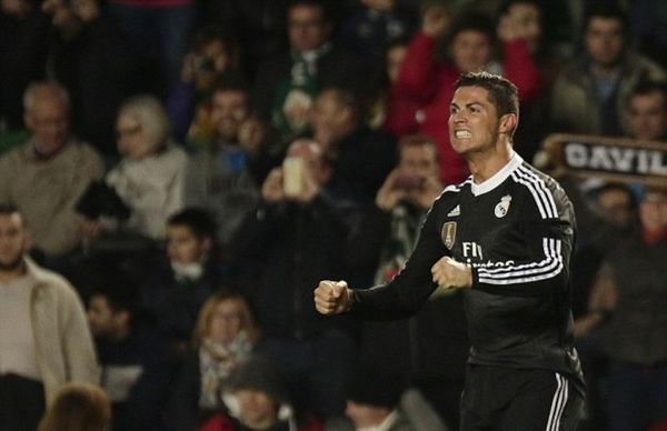 Ιστορικό το γκολ του Κριστιάνο Ρονάλντο  (video)