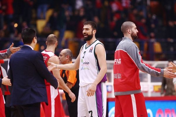 Ολυμπιακός – Μάλαγα: Το απίστευτο buzzer beater του Βασιλειάδη (video)