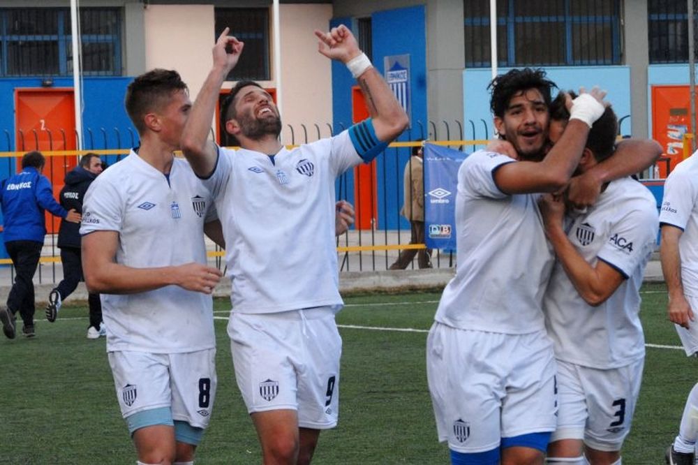 Εθνικός - Αστέρας Βάρης 2-0