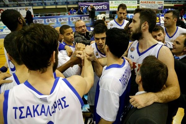 Πανελευσινιακός: Θρήνος για Γιαλιά