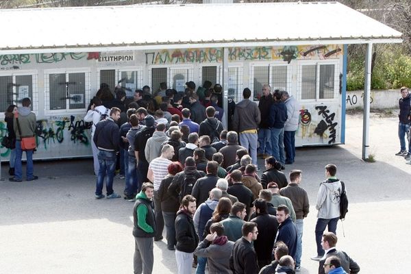 ΑΕΚ: «Πανικός»… για ένα εισιτήριο (photos)