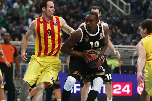 Άψογος οικοδεσπότης ο Παναθηναϊκός