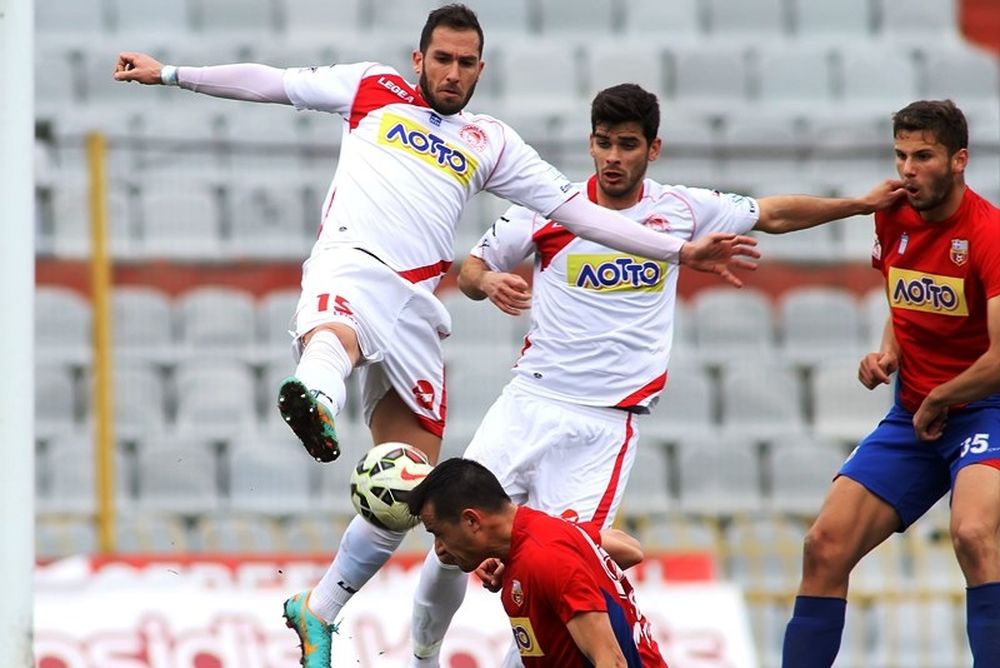 Τύρναβος- Ολυμπιακός Βόλου  0-0 (photos)