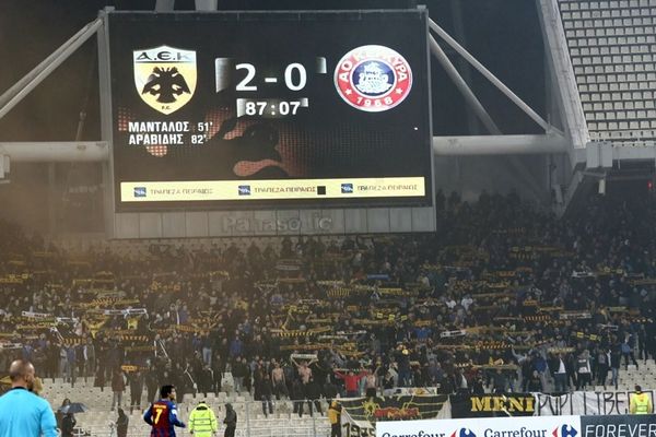 ΑΕΚ: «Μήνυμα» προς τους φιλάθλους για Ολυμπιακό (photos)