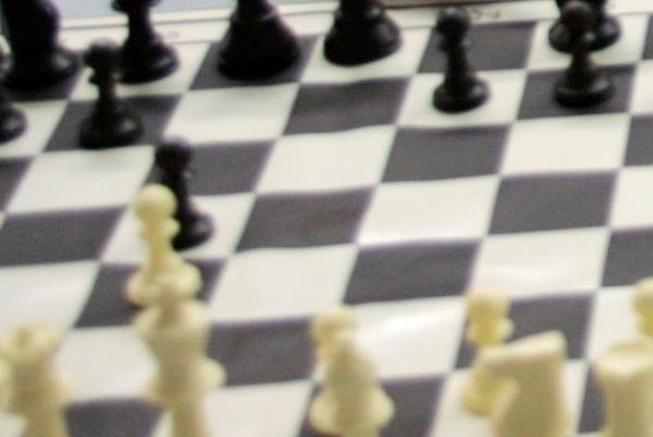 Σκάκι: Το σεμινάριο FIDE και τα σχολικά Κορυδαλλού και Κερατσινίου