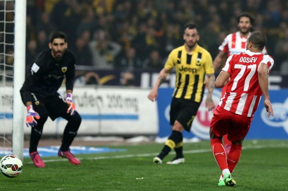 ΑΕΚ – Ολυμπιακός: Γκολ και διακοπή!