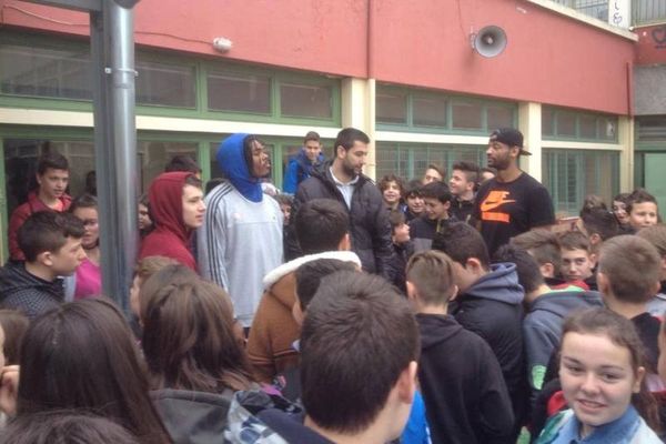 Τρίκαλα BC: Πήγαν σχολείο στη γειτονιά τους (photos)