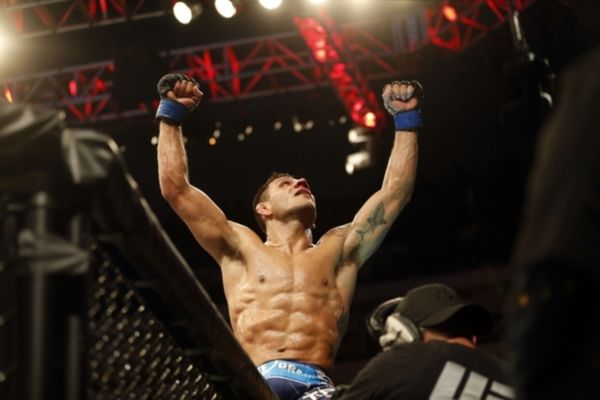 UFC: Cerrone ή Nurmagomedov στο δρόμο του Dos Anjos