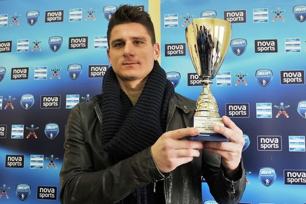 Super League: Τα βραβεία σε Μαρσελίνιο και Βελλίδη 