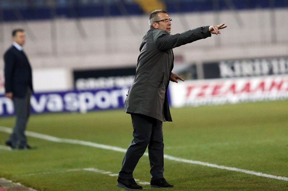 Νιόπλιας: «Δεν δουλεύω στην ΚΕΔ, είμαι προπονητής»
