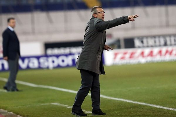 Νιόπλιας: «Δεν δουλεύω στην ΚΕΔ, είμαι προπονητής»