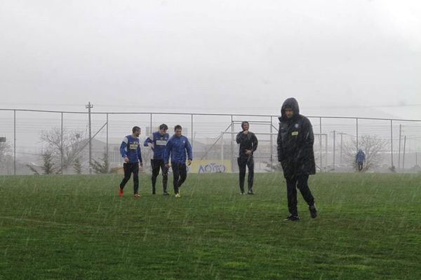 Αστέρας Τρίπολης: Πολλές απουσίες, πολλή βροχή (photos)