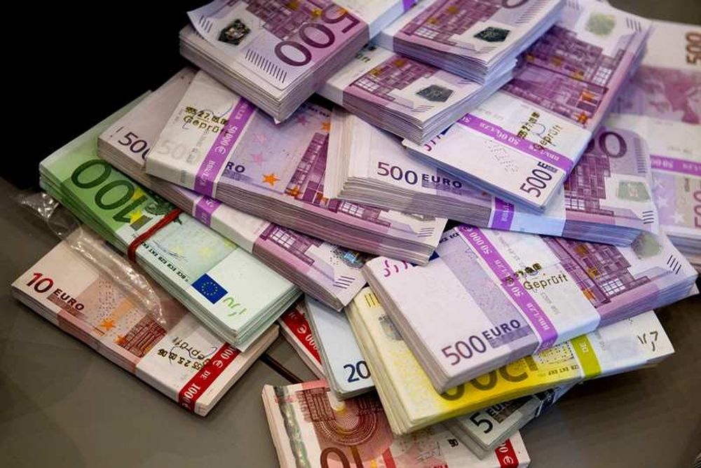 Είναι (πολύ πιο) πολλά τα λεφτά …Ευρώπη!!!