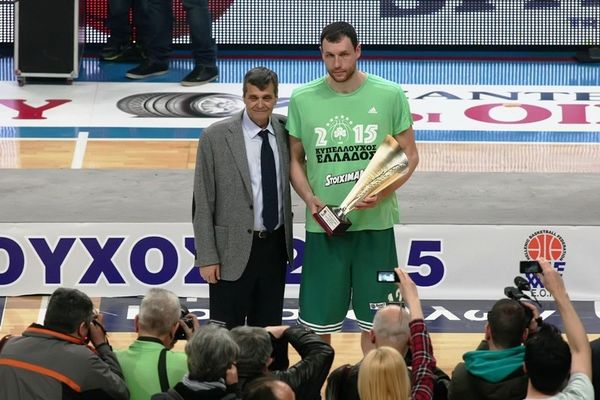 Μαυροκεφαλίδης: «MVP Παππάς και Γιάνκοβιτς»