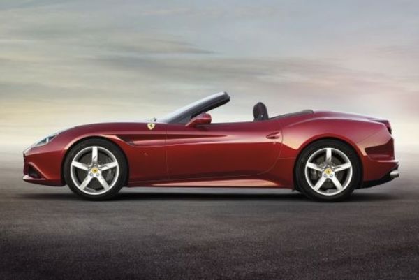 Βραβεία για τις LaFerrari και California T