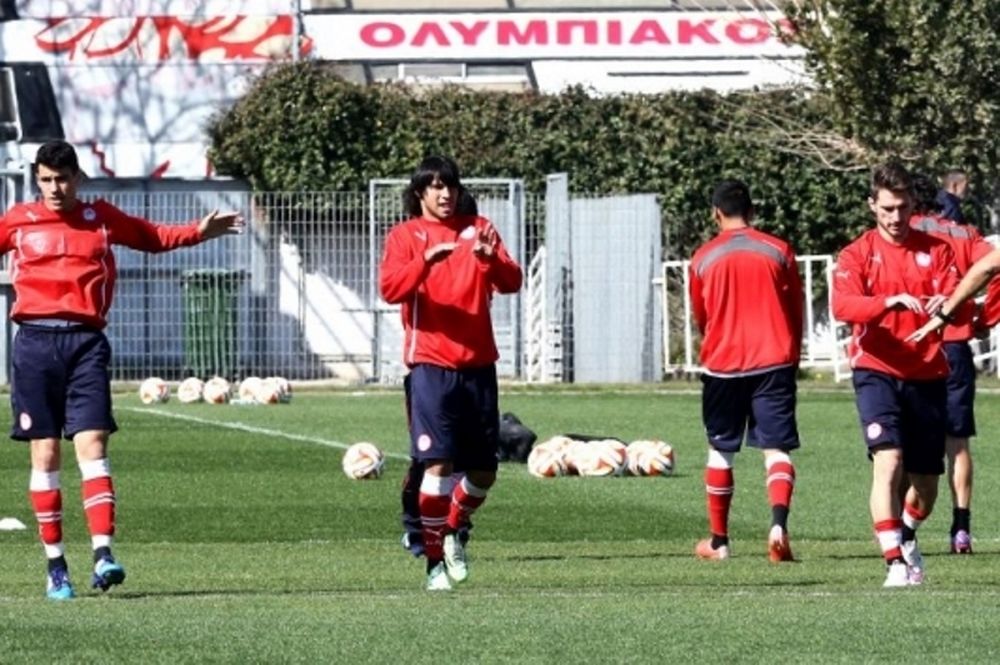 Ολυμπιακός:  Χωρίς Σαντάνα στην φιέστα με Καλλονή 