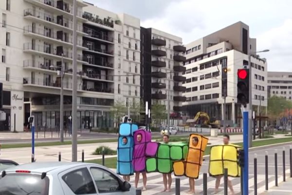 Το απίστευτο Tetris του Rémi Gaillard (video)
