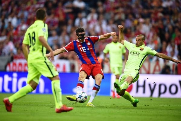Με ψηλά το κεφάλι η Μπάγερν, 3-2 την Μπαρτσελόνα