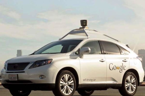 Google: εμπλοκή με αυτόνομα αυτοκίνητα σε 11 ατυχήματα