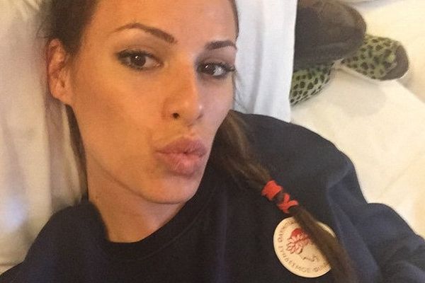 Η Ιβάνα στέλνει φιλιά