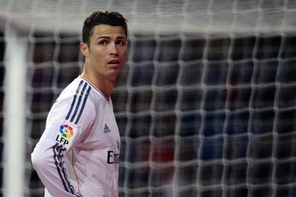 Ποσό-μαμούθ για τον Κριστιάνο Ρονάλντο δίνει η Παρί!