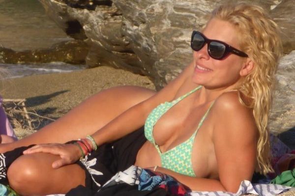 Ελένη Μενεγάκη: Η… βασίλισσα της Ελλάδας! (photos)