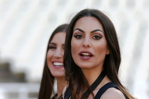 «Γκρέμισε» το ΟΑΚΑ η μελαχρινή καλλονή (photos)