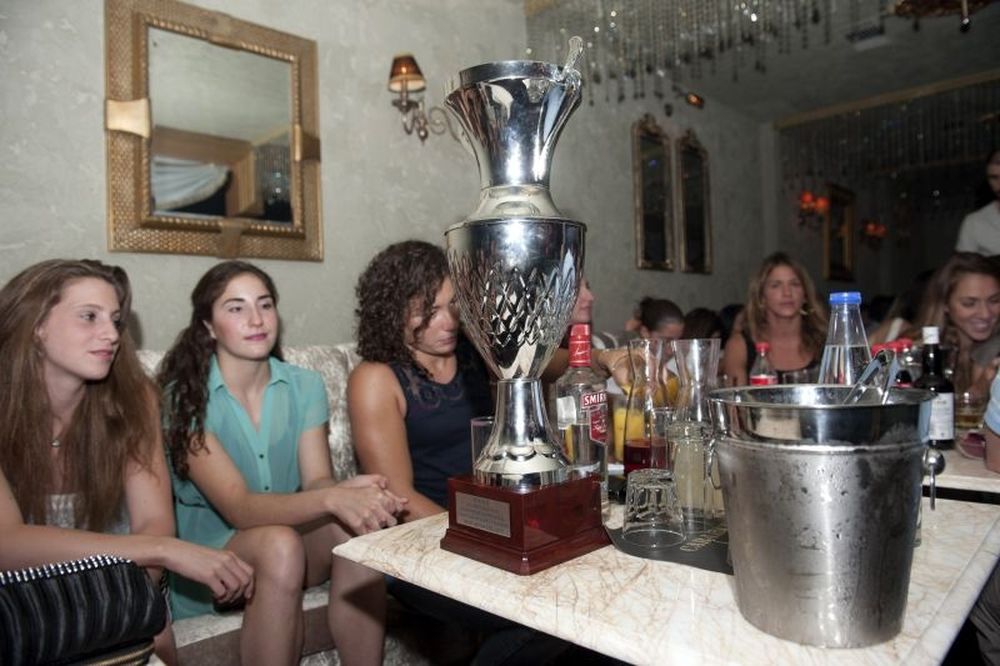 Το «έκαψαν» τα κορίτσια του Ολυμπιακού (photos)