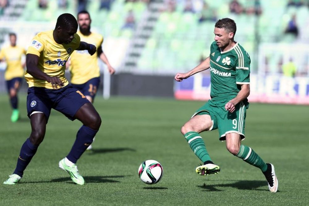 Ο ένας άνετος, ο άλλος... καίγεται