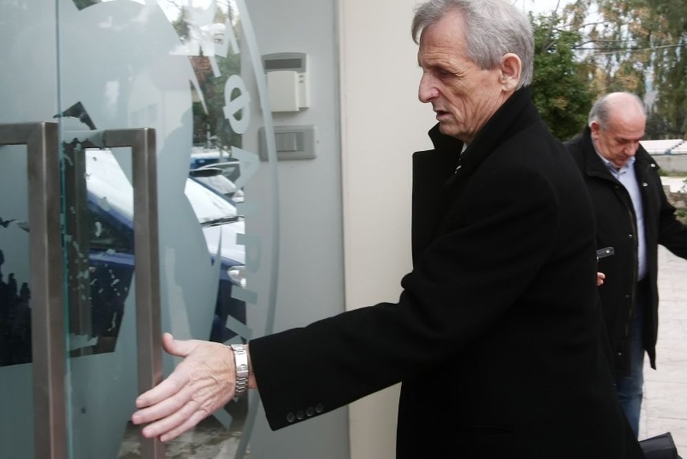 Σκάνε μηνύσεις στην ΕΠΟ!