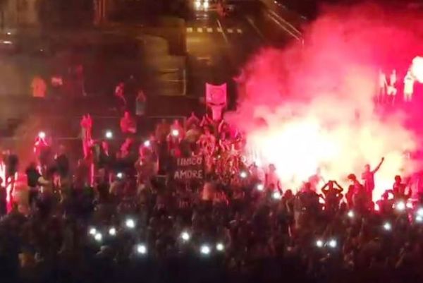 Θερμή υποδοχή της Γιουβέντους στο Τορίνο (Video)