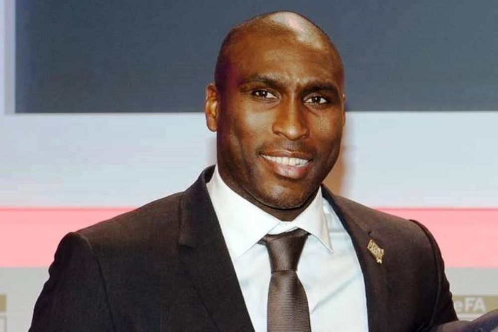 Από τα γήπεδα στο… Δημαρχείο!