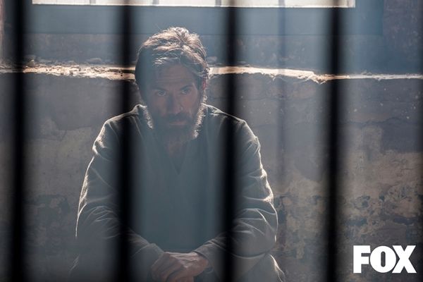Μεγάλη πρεμιέρα για το 2ο κύκλο της σειράς «Tyrant» λιγότερο από 24 ώρες από την Αμερική
