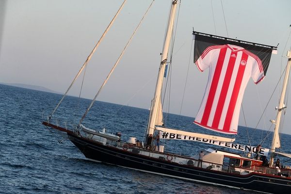 Ποια είναι η αγαπημένη σας «ερυθρόλευκη» φανέλα; (poll)