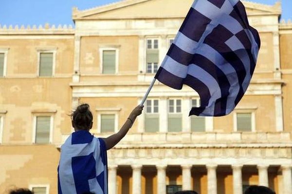 Έλληνα αποφάσισε: Θα ζήσεις σαν Λεωνίδας ή σαν Εφιάλτης;