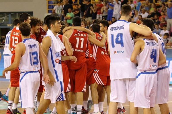 Τέταρτη στον κόσμο Εθνική Εφήβων (photos)