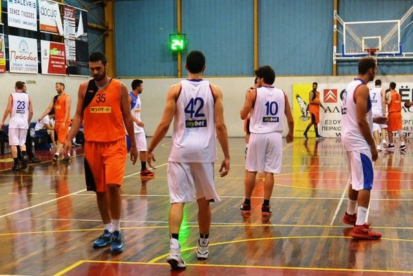 Ώρα τελικών στο N'JOY UNI-basket!