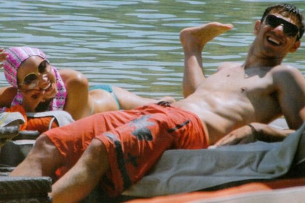 Οι καυτές βουτιές της σέξι κυρίας Κατσουράνη! (photos)
